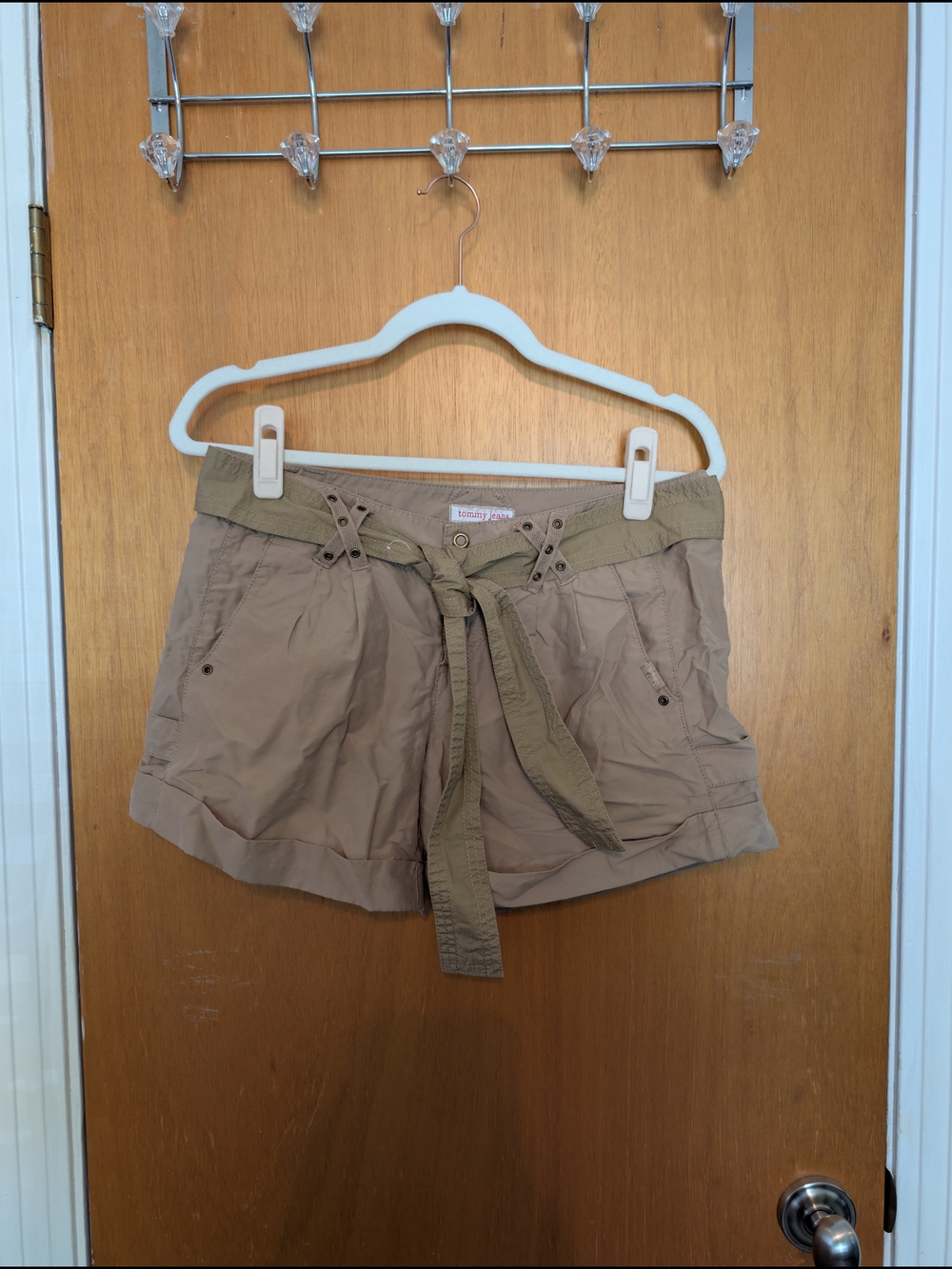 Vintage -2006- Tommy Hilfiger Tan Cargo Tie-Waist Women’s Shorts
